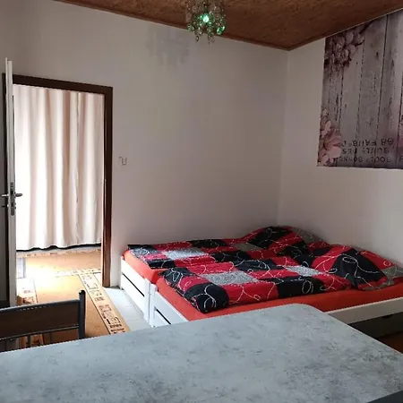 Vendégház Pavilon V Raji Žďár