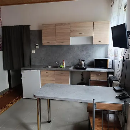 Pavilon V Raji Vendégház Žďár