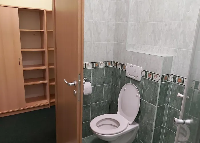 Pavilon V Raji Pensjonat